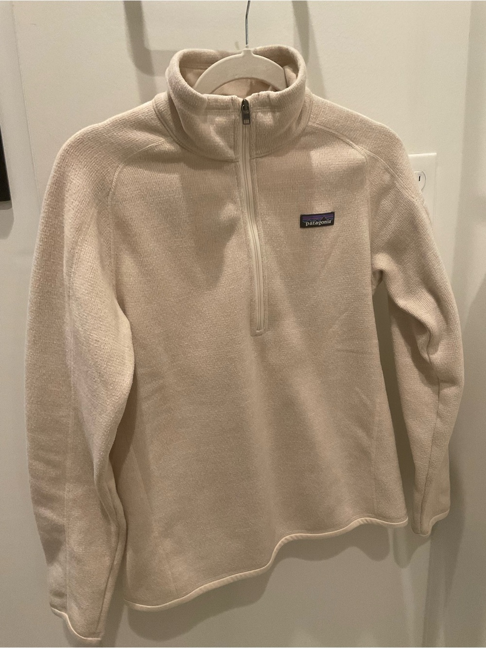 Patagonia Men’s Cream Quarter-Zip Fleece Pullover